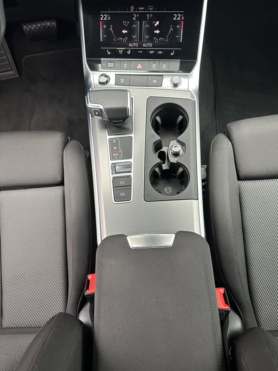 Fahrzeugabbildung Audi A6 Avant 40 TDI Sport NAV+LED+ACC+KAMERA+ACC+1HD