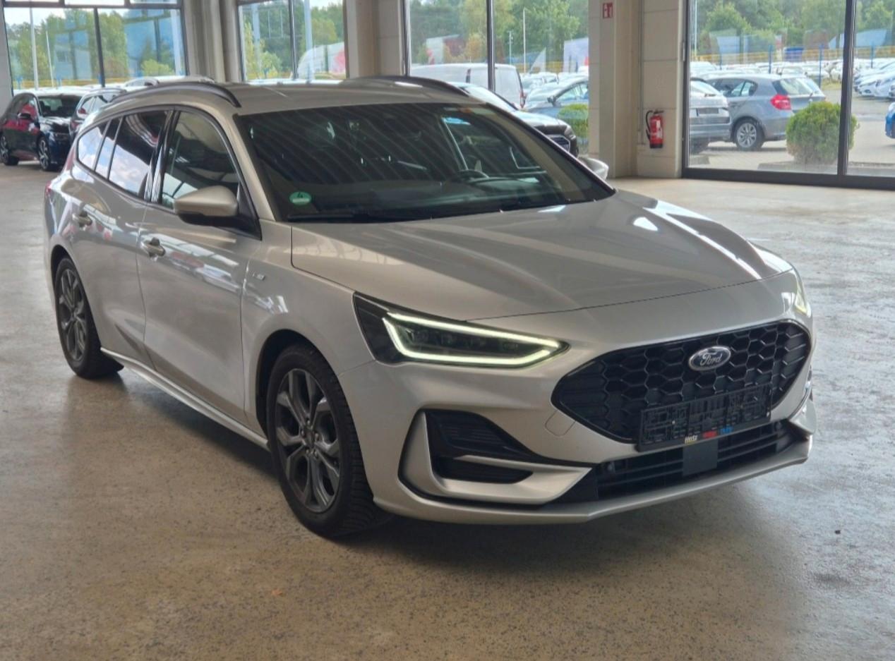 Ford Focus 1,0 EcoBoost St-Line x,Matrix LED,IACC,GJR