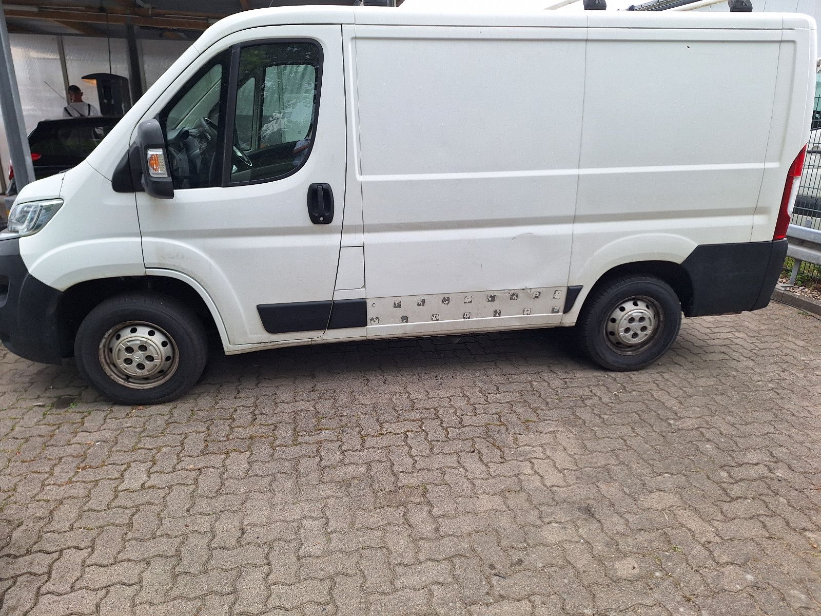 Fahrzeugabbildung Citroën Jumper Kasten 30 L1H1 PROLINE BlueHDi 110