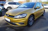 Volkswagen Golf VII ACC-CarPlay-Navi-LED-Kamera-AHK-Standhe - : Gelb