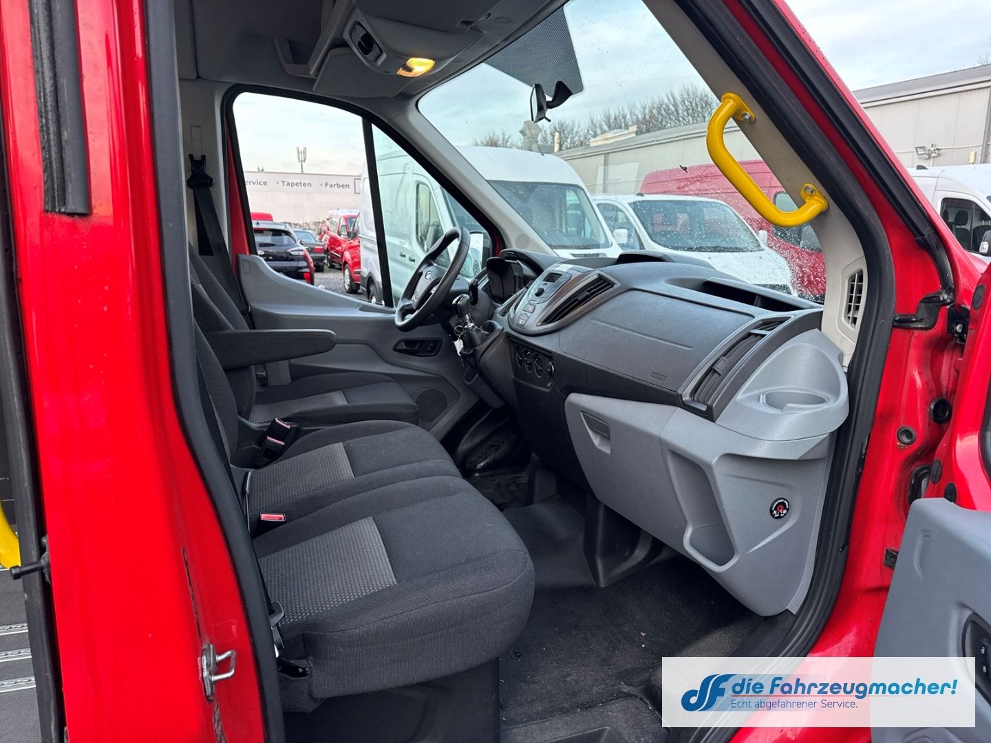 Fahrzeugabbildung Ford Transit Kombi 350 L3 2.2 TDCi *7049 *KLIMA *EXP