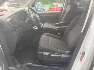 Fahrzeugabbildung Toyota Crosscamp Aufstelldach Navi RFK uvm