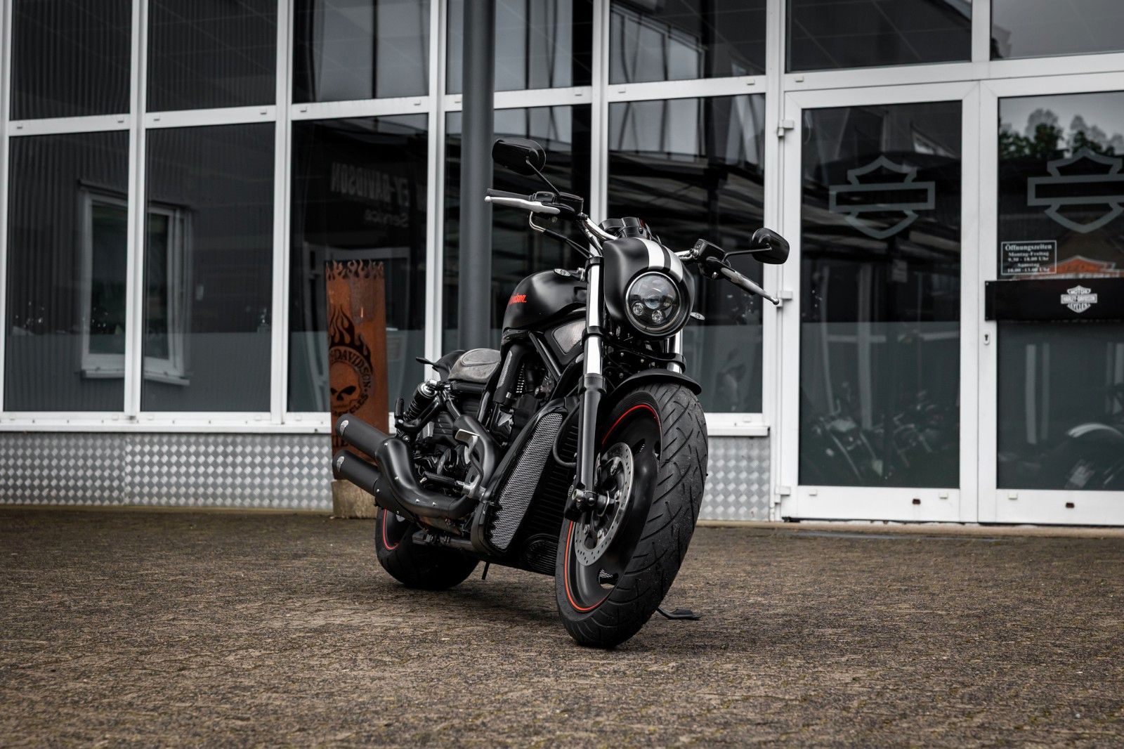 Fahrzeugabbildung Harley-Davidson VRSCDX Night Rod Special - Penzl-Heckumbau