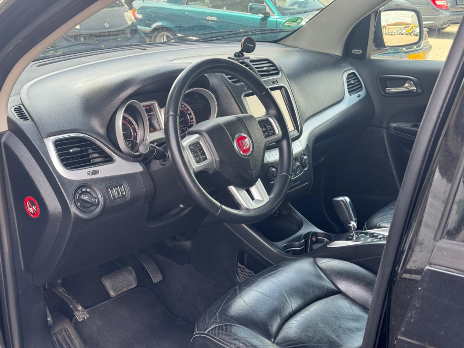 Fiat Freemont 3.6 Lounge AWD | 280 ch | BVA | 7 places | Caméra de recul | Cuir chauffant | Alpine