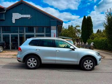 Volkswagen Touareg - 3