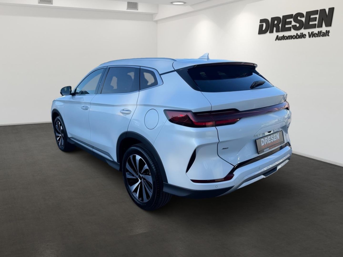 BYD SEAL U
