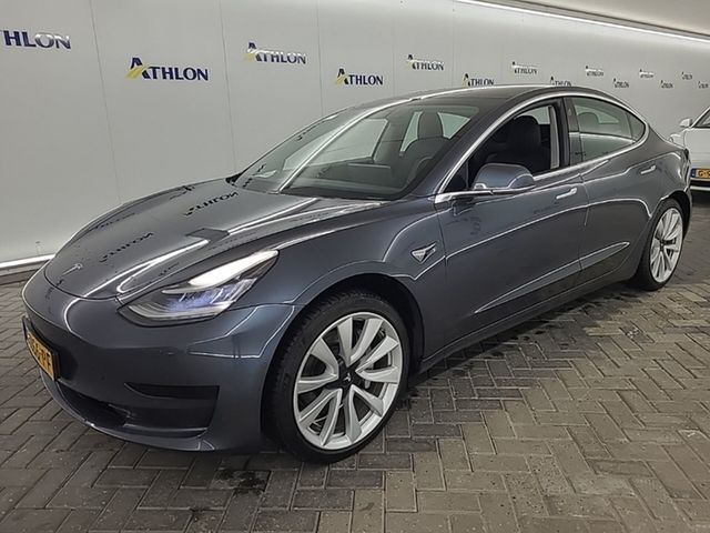 Tesla Model 3 Standard RWD Plus [ AUTOPILOT+19" LMV+CA