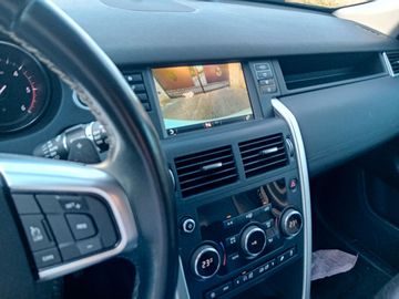 Land-Rover Discovery Sport - 10
