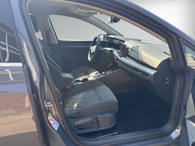 Golf VIII 2.0 TDI DSG Style STANDHZ+LED+NAVI+RFK