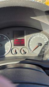 Volkswagen Golf 1.6 FSI Individual Individual - Volkswagen Golf: Individual