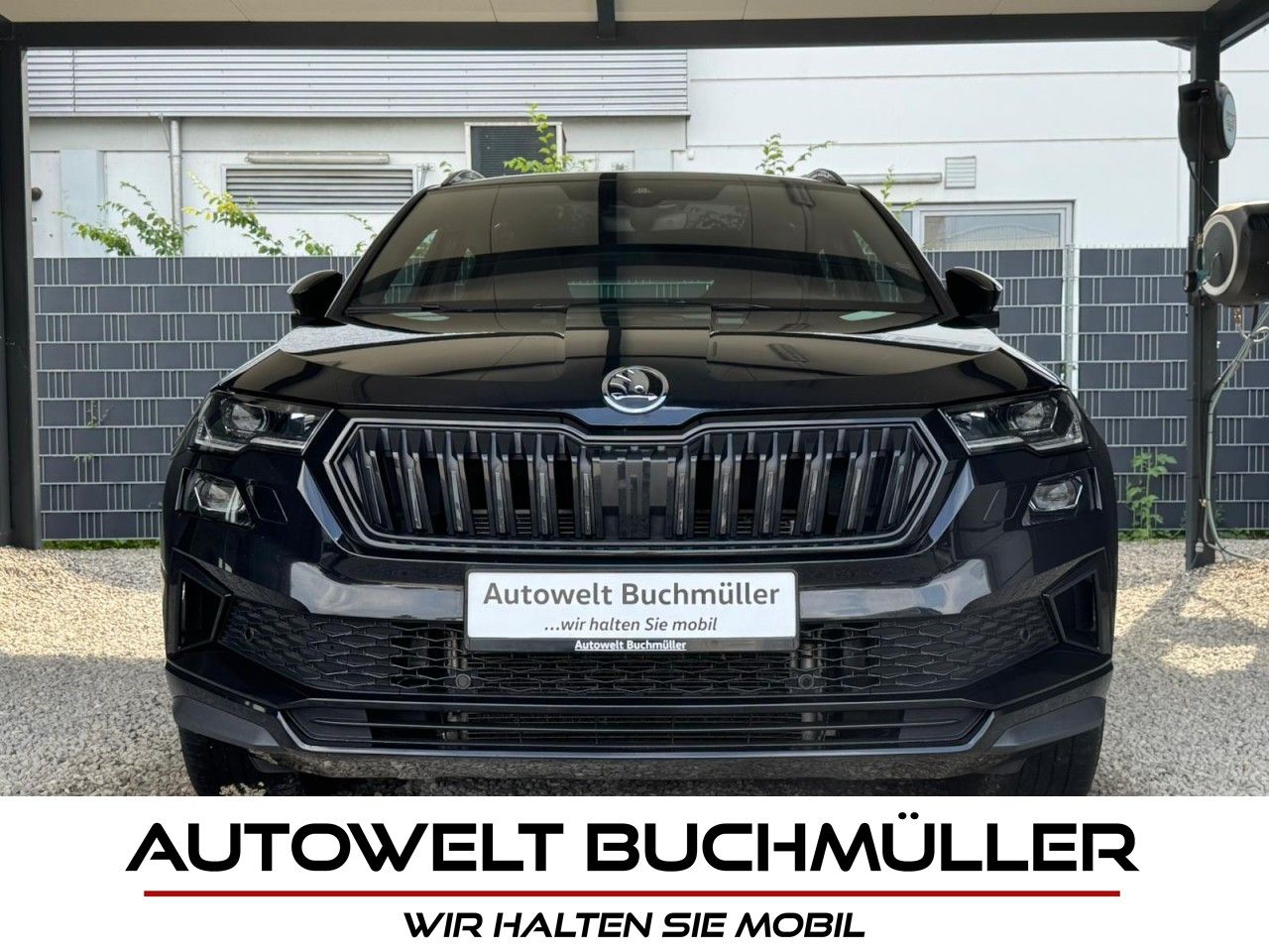 Gebrauchtwagen Skoda Karoq Karoq 2.0 TDI DSG,4×4,SPORTLINE,PANO,STANDH,AHK in Nersingen