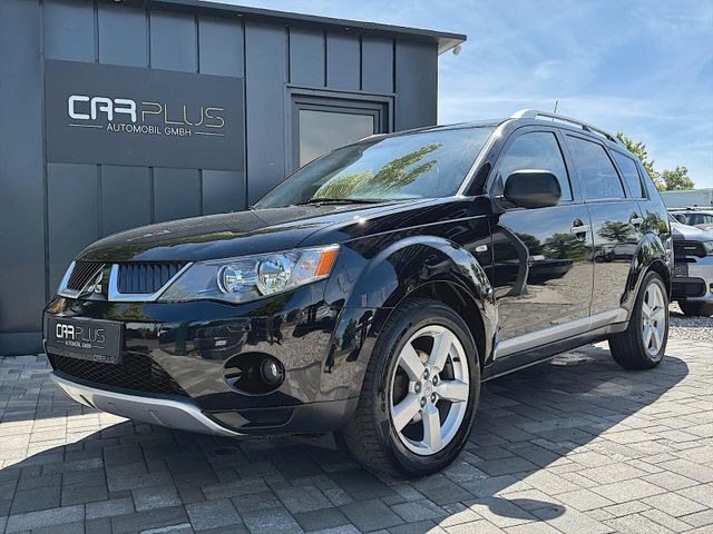Mitsubishi Outlander 2.2 DI-D Intense 4x4 4WD *7 Sitze*