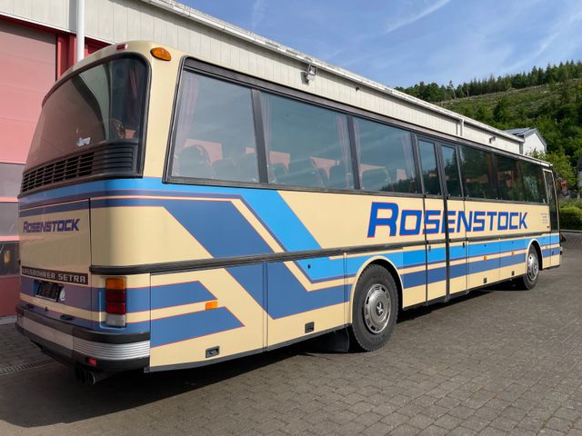 Used coaches - S 215 HR