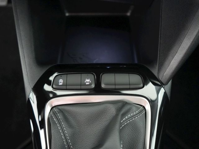 Corsa F FACELIFT+RÜCKFAHRKAMERA+SITZHEIZUNG+TOTE