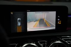MERCEDES-BENZ A 250e AMG*AMBIENTE*CAM*LED*NAVI*BUSINESS-PAKET*