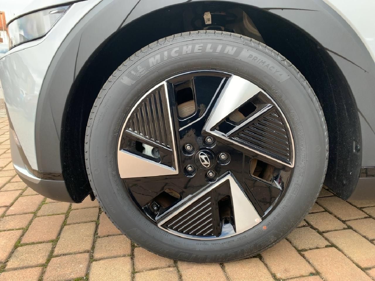 Fahrzeugabbildung Hyundai IONIQ 5 Basis Elektro