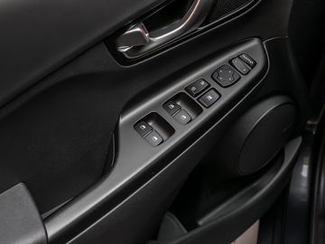 Hyundai Kona Trend Elektro 2WD Kamera Navi KRELL