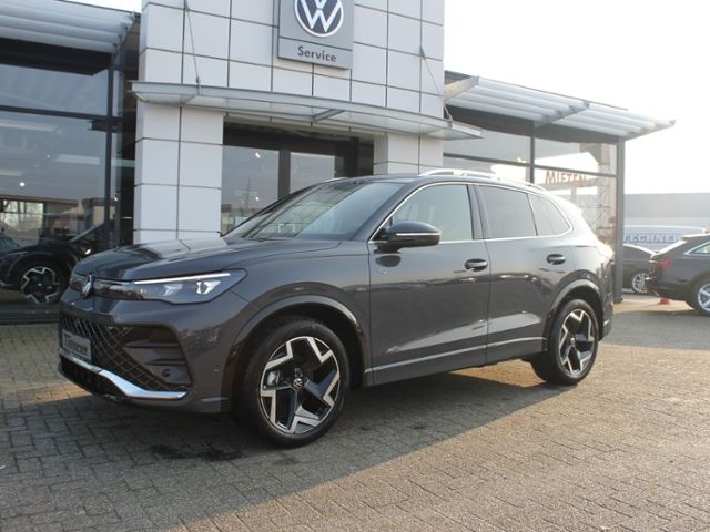 Volkswagen Tiguan 1.5 eTSI R-Line, ACC, AHK, Matrix LED, IQ