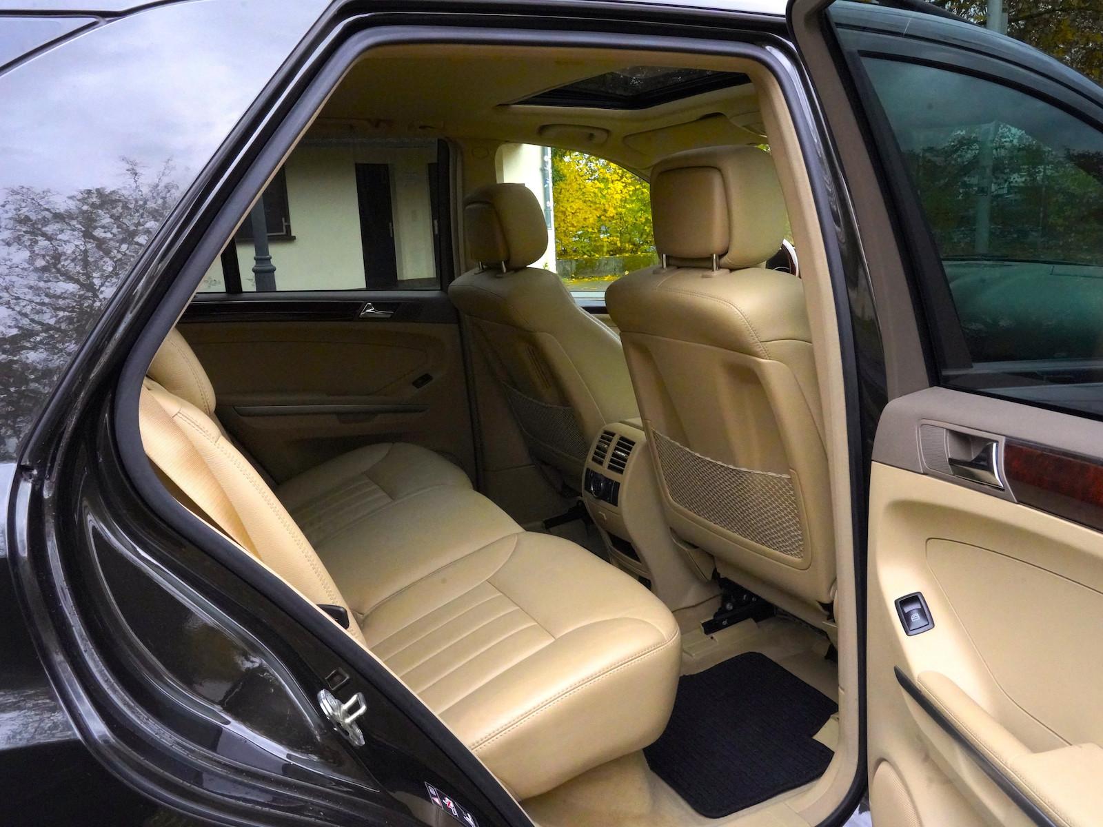 Mercedes-Benz ML 500 4Matic*AMG-Styling~Offr-Paket~StHz~AHK*