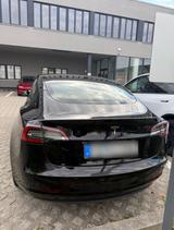 Tesla Model 3 Hinterradantrieb RWD Long Range Long... - gebrauchte Tesla Model 3 aus dem Jahr 2023