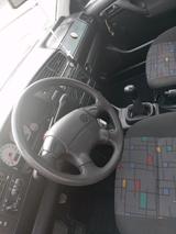 Volkswagen Golf III (1996) - Volkswagen Golf Kleinwagen Ii mit Benzin-Antrieb