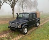Land Rover Defender 110 Td4 CC SE 2,4 - blaue Land Rover Defender