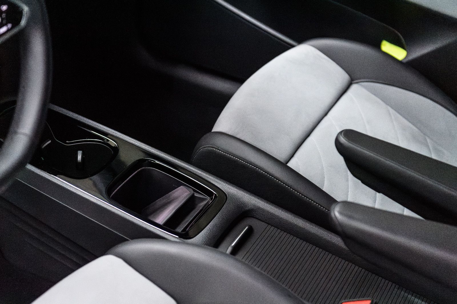 Fahrzeugabbildung Volkswagen ID.3 Pro S IQ-LED+360°KAM+KEYLESS+NAVI+82 kW/h