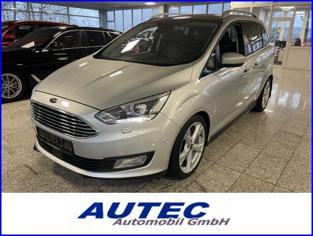 Ford Grand C-Max Titanium 2.0 TDCI KAMERA+7-SITZER