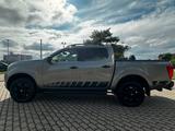 Nissan Navara NP300 N-Guard Double Cab 4x4 - Nissan Navara: Double Cab