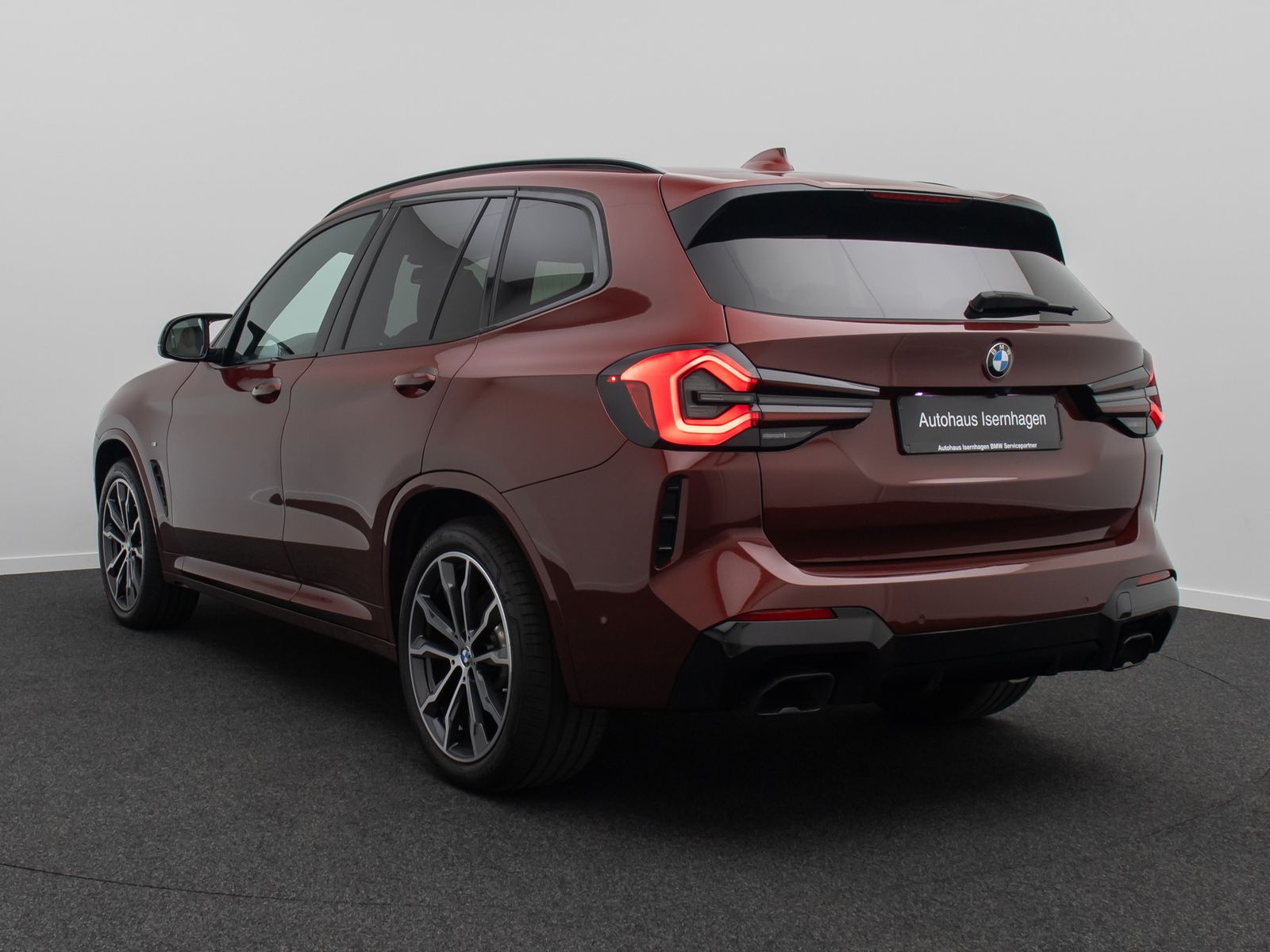 Fahrzeugabbildung BMW X3 M40d Panorama Kamera DAB H/K AHK Komfort 20"