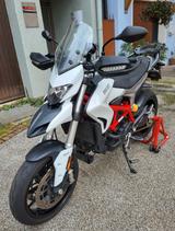 Ducati Hypermotard 939 - DUCATI SUPER MOTO
