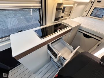 Westfalia Columbus 600 D 140PS Automatik LED Lithium Solar