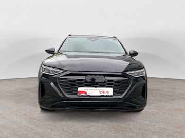 Audi Q8 e-tron - 8