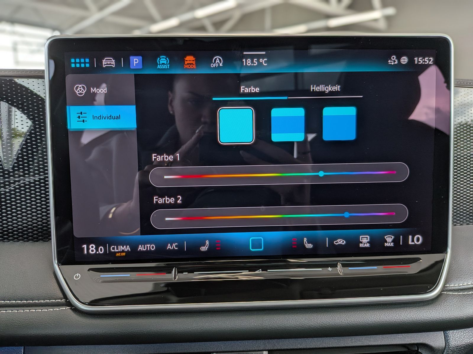 Fahrzeugabbildung Volkswagen Tiguan 1.5 eTSI ENERGY HD-Matrix 360 Pano AHK 19