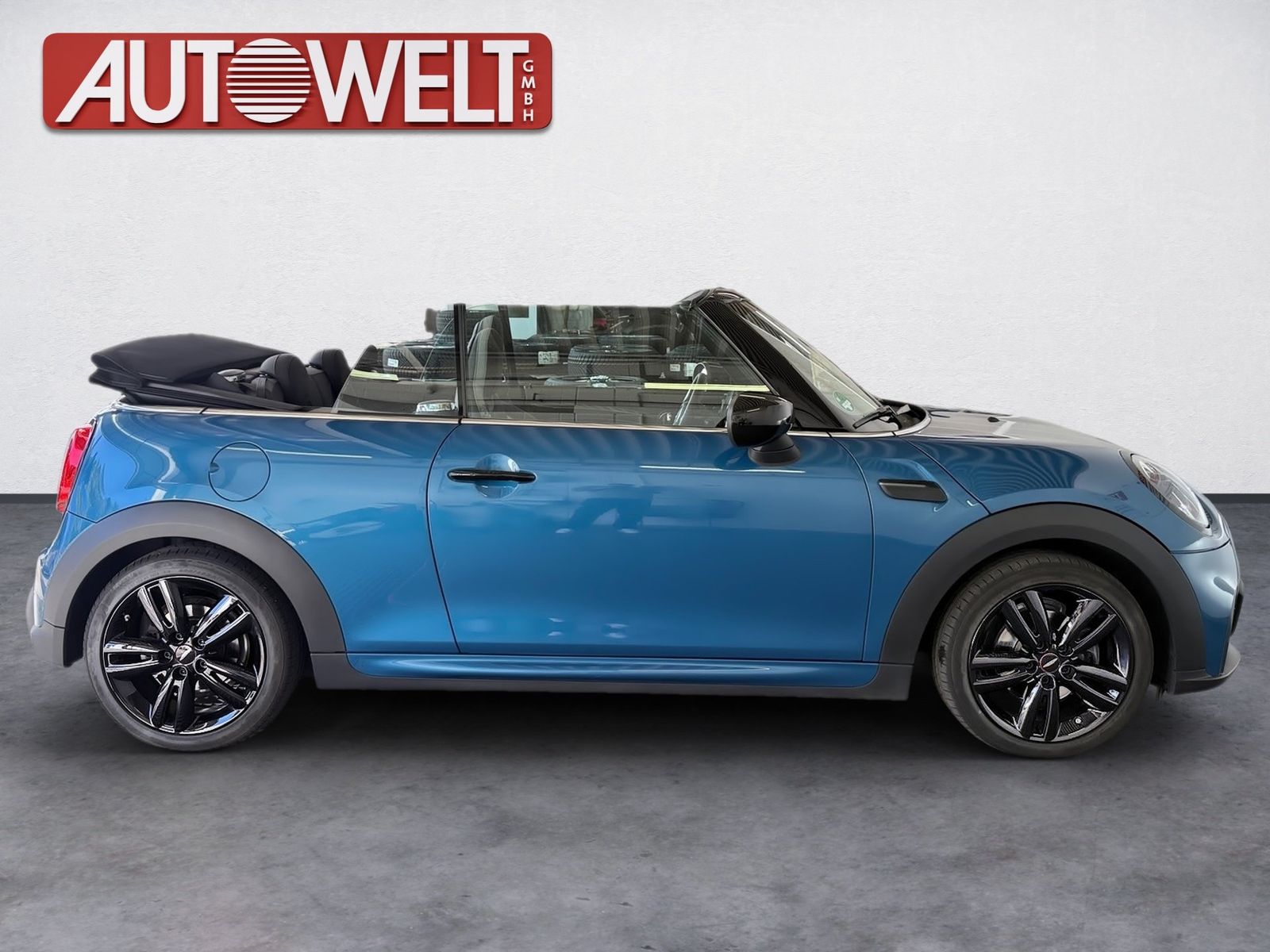Fahrzeugabbildung MINI John Works Cooper Cabrio JCW Trim LED,PDC,WKR
