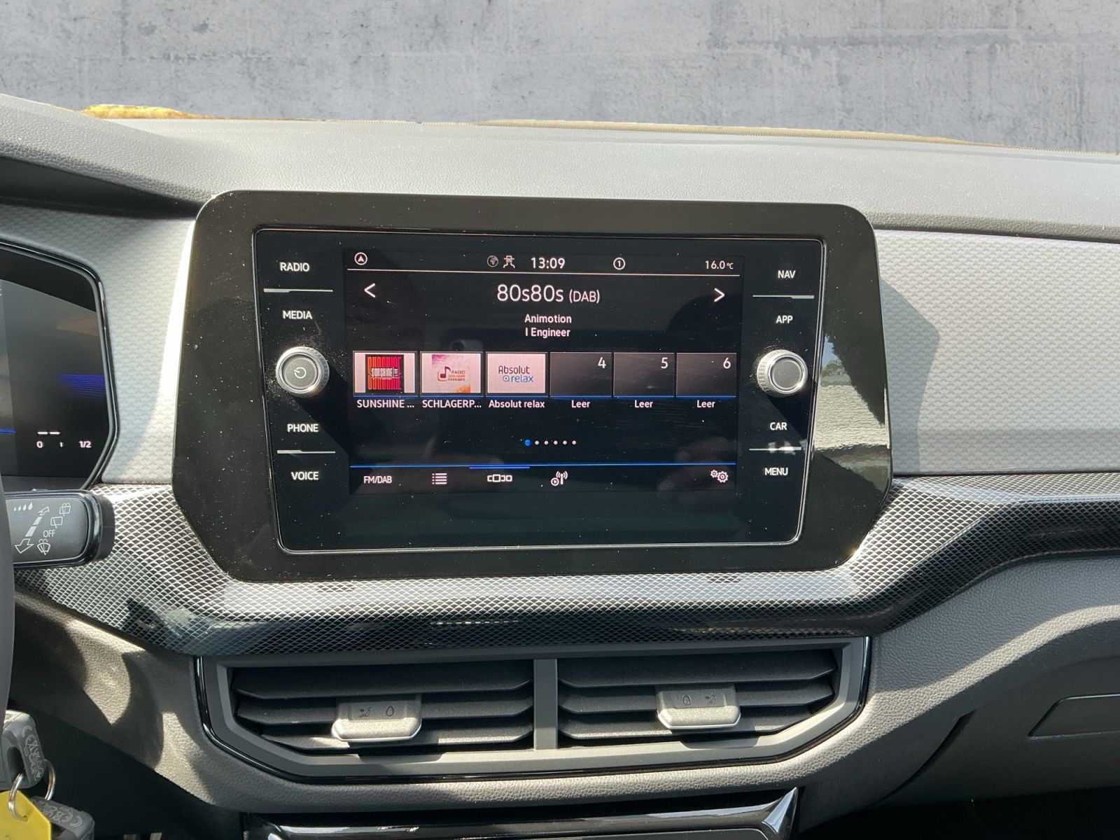 Volkswagen T-Cross - Bild 11