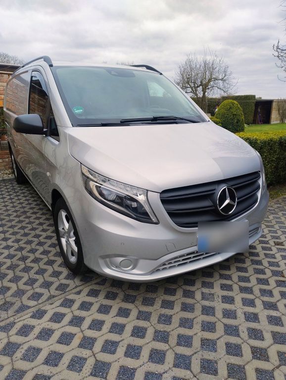 Image of Mercedes-Benz Vito