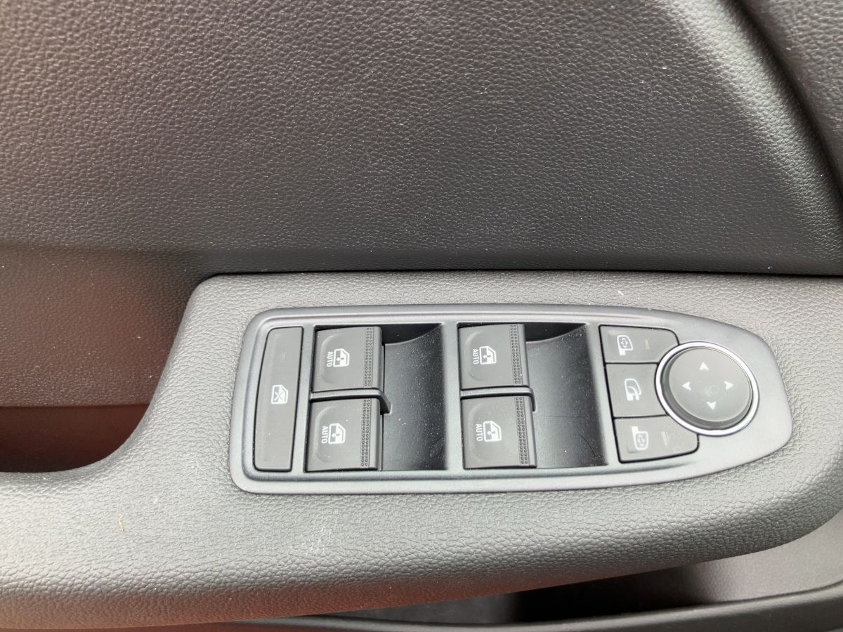 Renault Clio - Bild 17