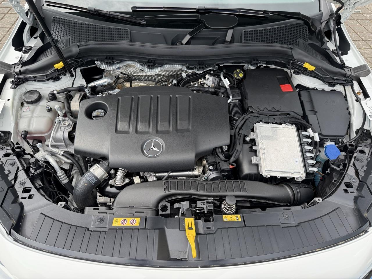 Mercedes-Benz GLA 220d 4M PROGRESSIVE+FAHRASSIST+TOTW+360+KAM