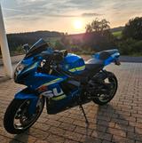 Suzuki GSX-R 750 - finale Modelljahr L8 - SUZUKI GSX 750 F