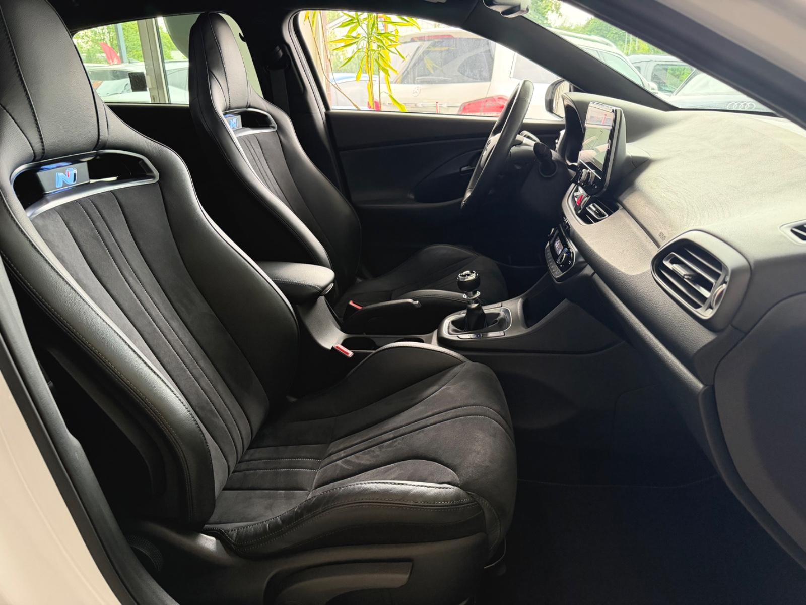Hyundai i30 Fastback N Performance LED/BucketSeats/R-Cam, миниатюра 22