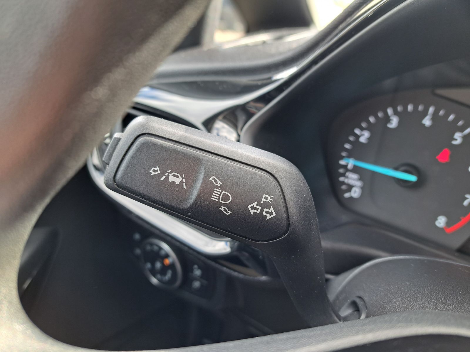 Fahrzeugabbildung Ford Fiesta 1.1 Cool & Connect APP-LINK WINTERPAKET
