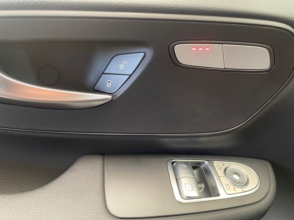 Fahrzeugabbildung Mercedes-Benz V 220 d Kompakt ACC AUT Facelift Kam. KlimaA LM