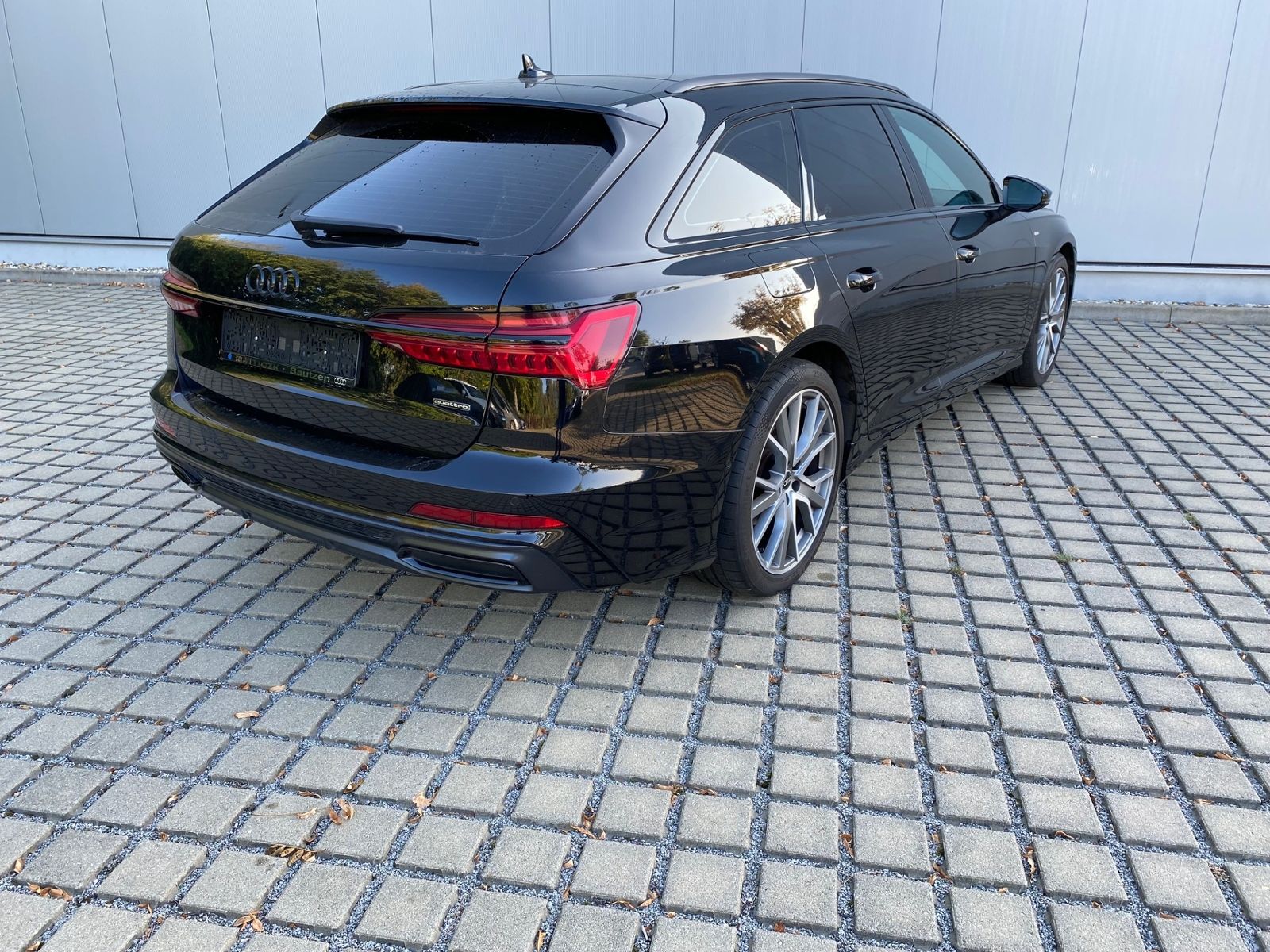 A6 Avant Sport 40 TDI quattro S-tronic Black-Sty