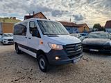 Mercedes-Benz Sprinter 316 CDI.  AUT.  4X4.  9 PERSON