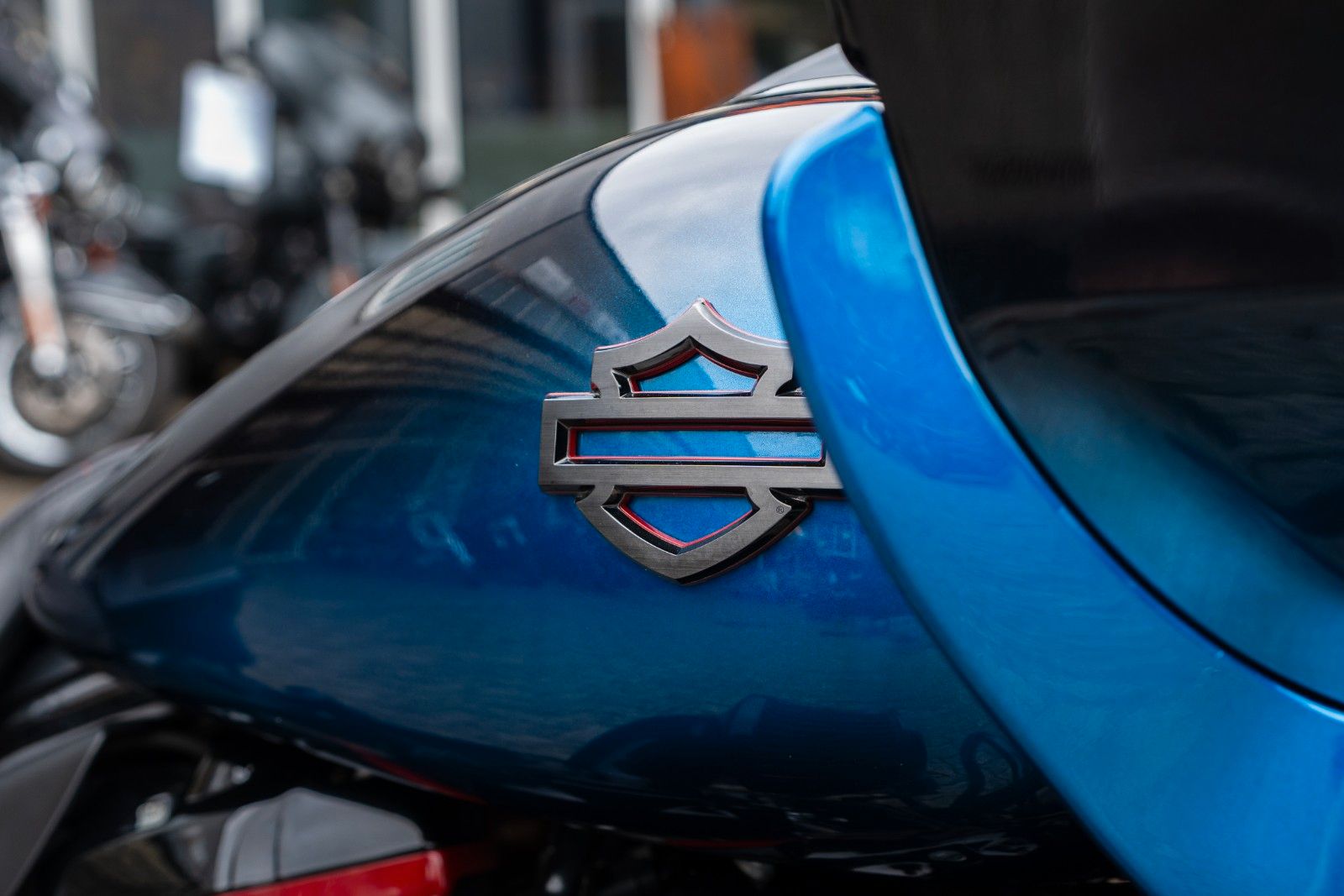Fahrzeugabbildung Harley-Davidson CVO ROAD GLIDE 117 FLTRXSE 131 CUI SE Öhlins