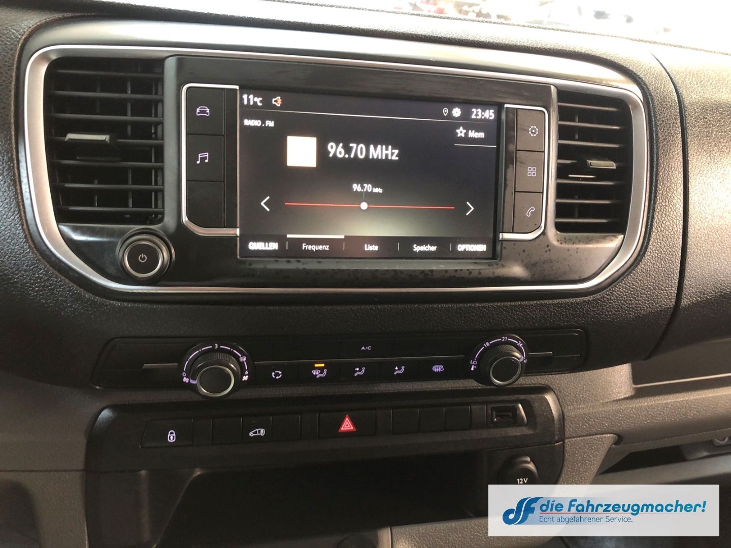 Fahrzeugabbildung Opel Vivaro Kasten Edition L 2.0 D EU6d Apple CarPlay