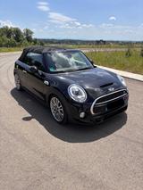 MINI Cooper S Cabrio Cooper S Chili Paket - Cars in Karlsruhe: Kleinwagen