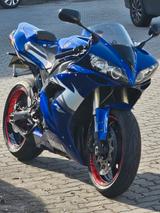 Yamaha YZF R1 - Offers
