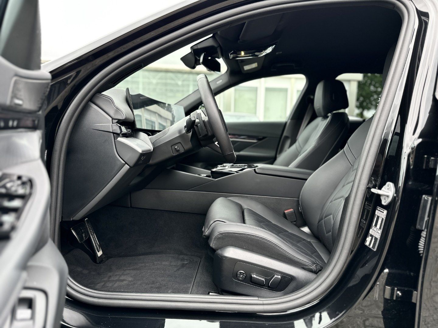 BMW 520 - Bild 12